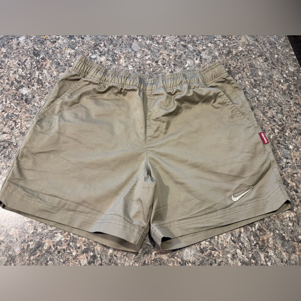 Nike Stanford shorts size M